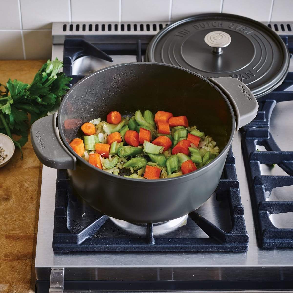 Greenpan Featherweights 28cm Casserole with Lid-Browny Black