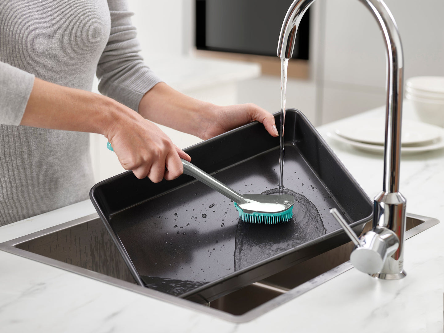 Joseph Joseph Duo Washing-Up Brush