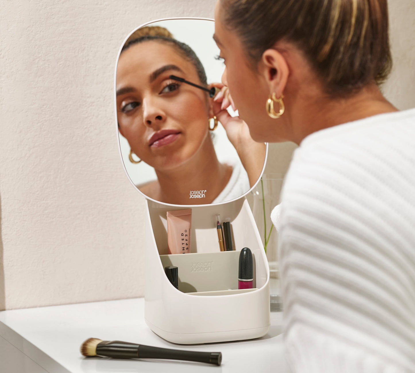 Joseph Joseph VIVA Pedestal Mirror with Storage-Shell